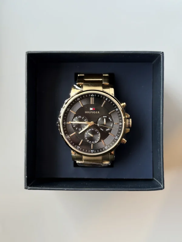 Czarna tarcza open-heart 1710589 z mesh bransoletą 22 mm – zdjęcie 4