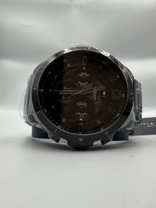 Czarna skeleton tarcza Ø50 mm 1710494 z stalową bransoletą 24 mm – zdjęcie 2