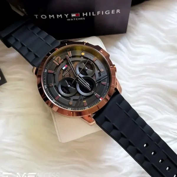 Zegarek męski Tommy Hilfiger Luca 1710491 tarczą w kolorze czarnym – zdjęcie 4