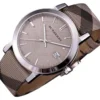 Zegarek Burberry BU9029 – ujęcie tarczy i koperty