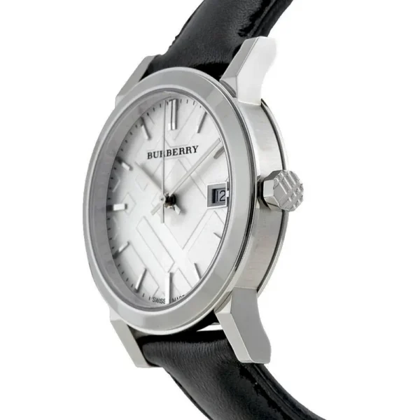 Zegarek Burberry BU9106 – ujęcie tarczy i koperty