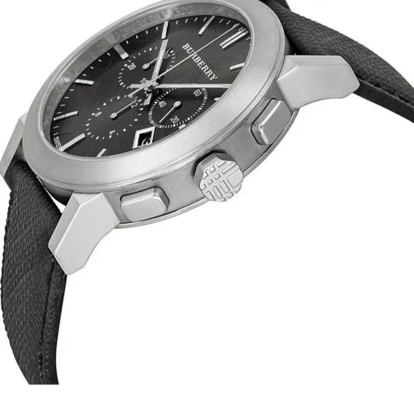Zegarek Burberry BU9359 – ujęcie tarczy i koperty